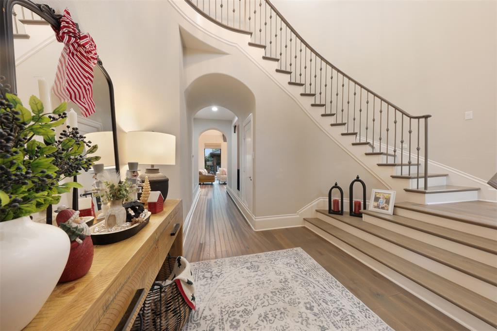 4105 Parkview Boulevard