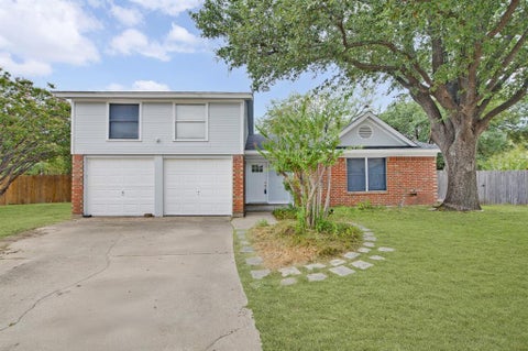 Photo of 6401 Greenfield Court, Watauga, TX 76148 (MLS # 21370979)