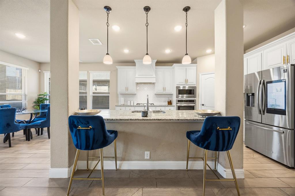9204 Amistad Lane