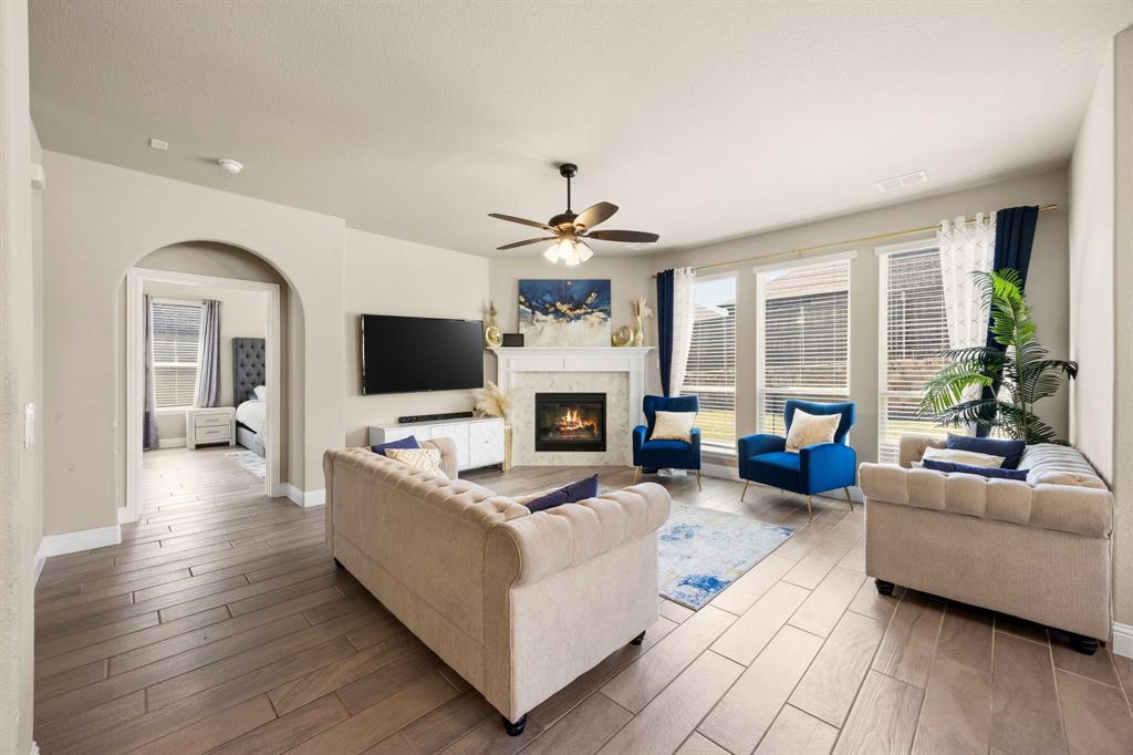 9204 Amistad Lane