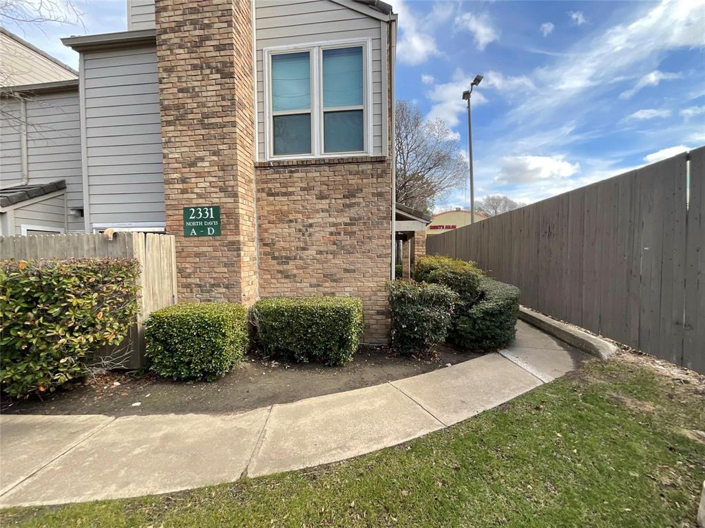 Wellington Place I Condos - Residential Lease