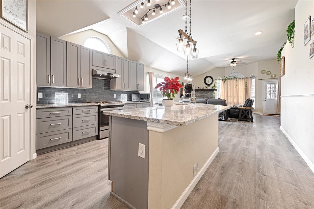 Fountainview Ph One - Residential