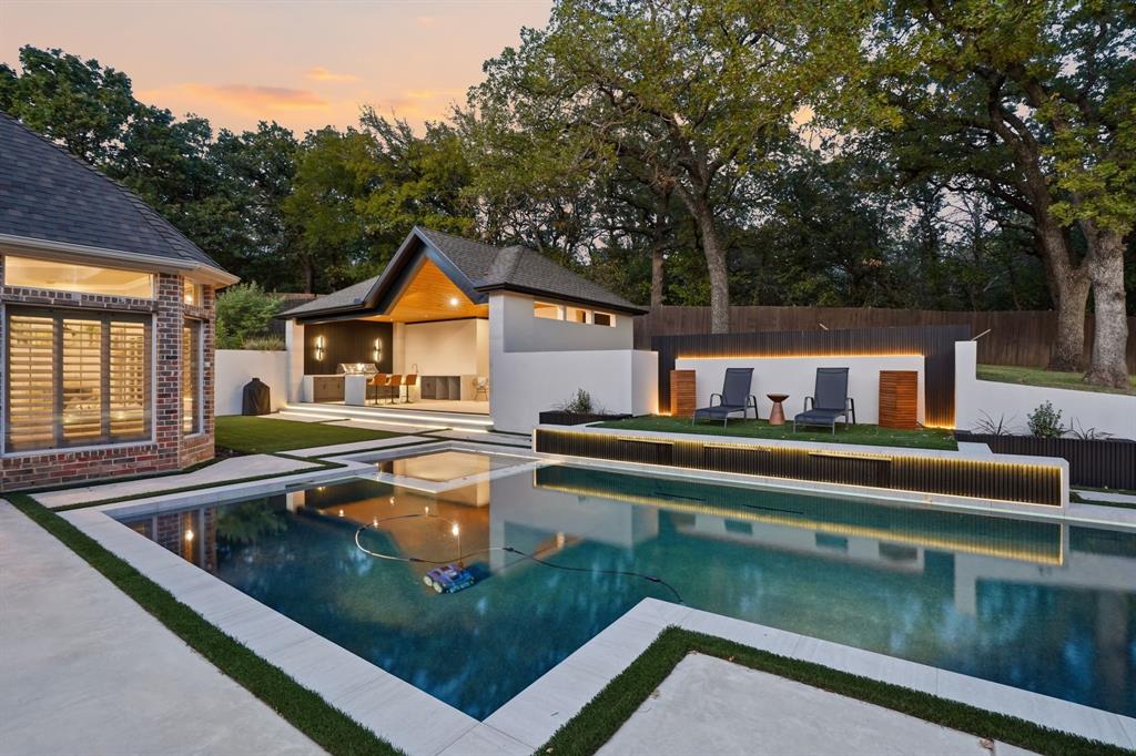 1211 Wellington Drive