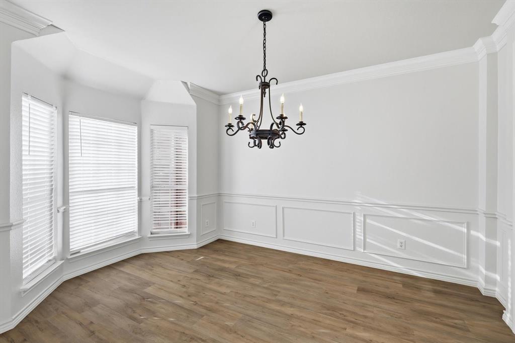 1617 Forest Bend Lane