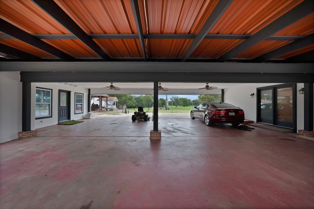 A-173 J CRUMP 25 acres - Residential