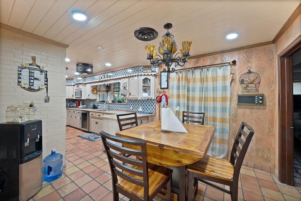 A-173 J CRUMP 25 acres - Residential