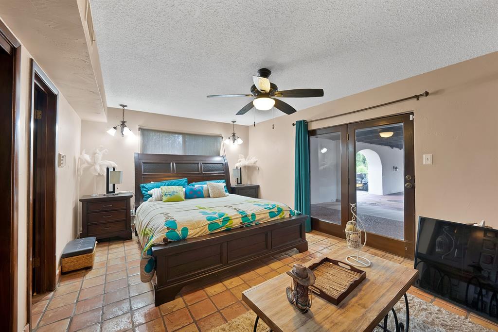 A-173 J CRUMP 25 acres - Residential