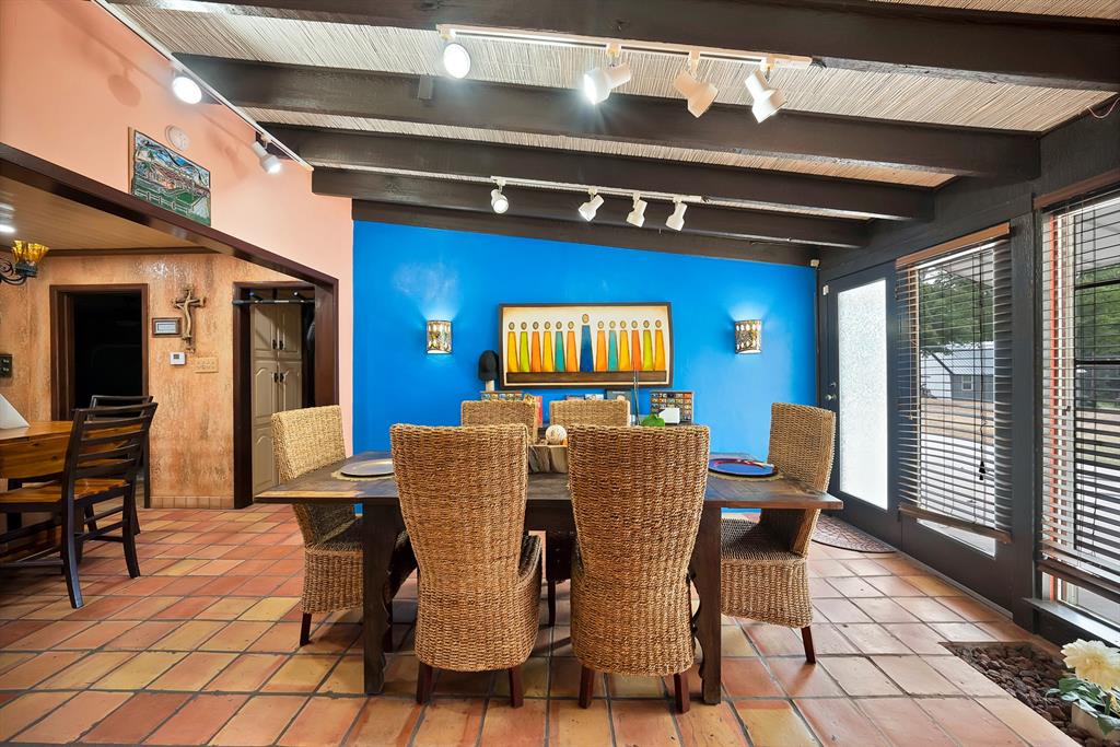 A-173 J CRUMP 25 acres - Residential