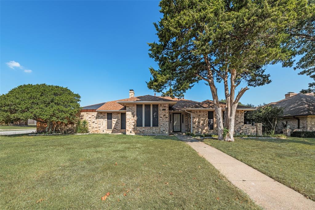 1335 Meadow Ridge