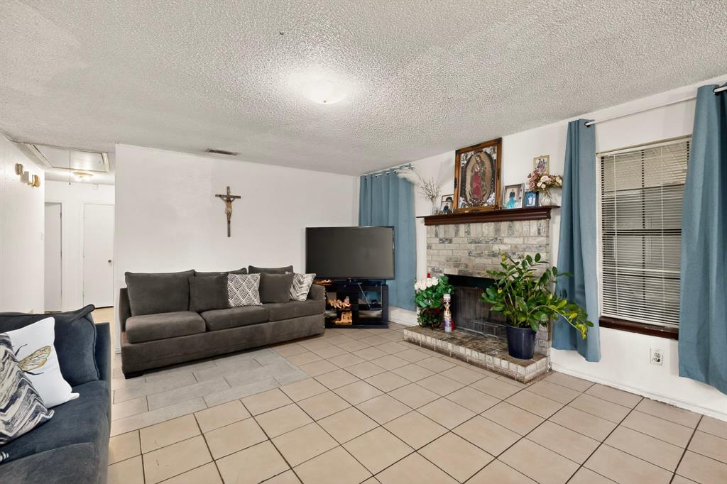 1317 Belinda Court
