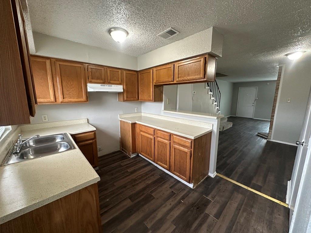 Village By The Creek - Residential