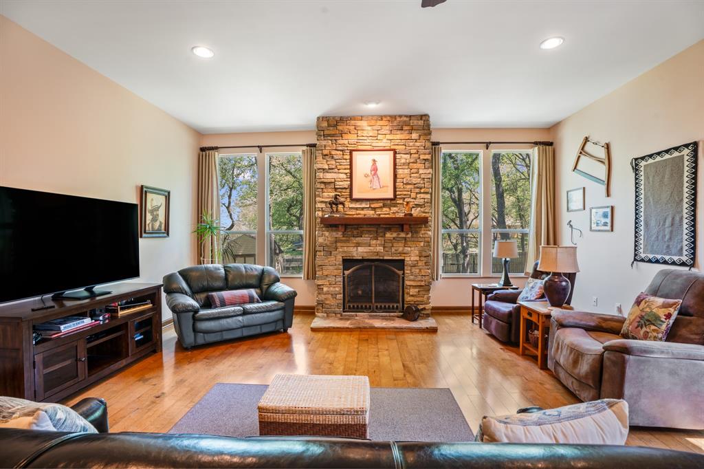 Decordova Bend Estate - Residential