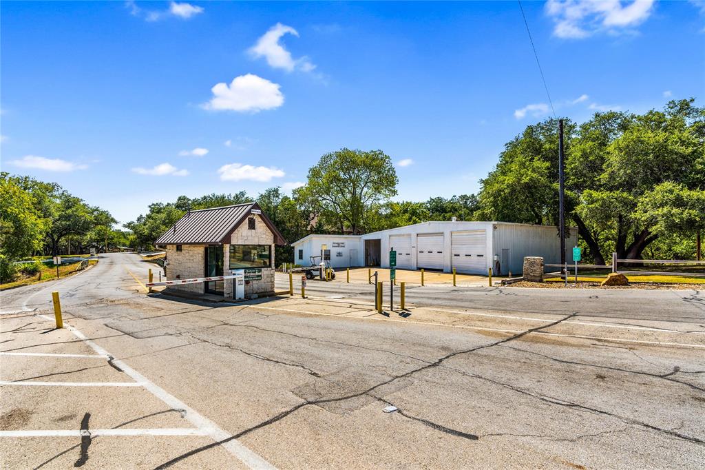 Decordova Bend Estate - Residential