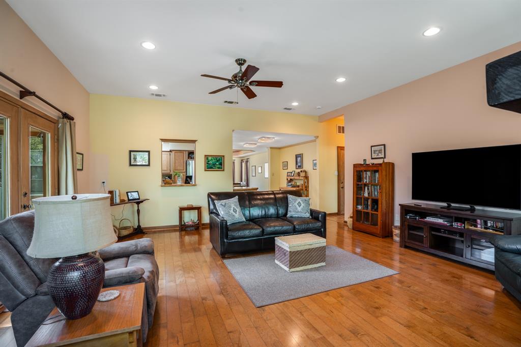 Decordova Bend Estate - Residential