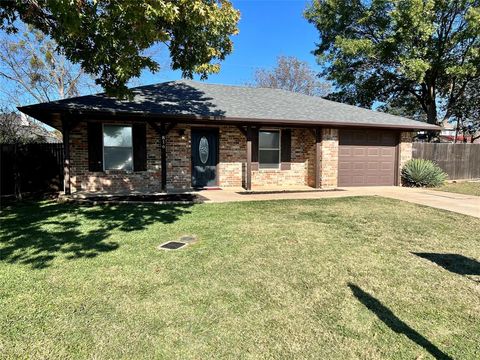 816 Vernon Court Sanger TX 76266