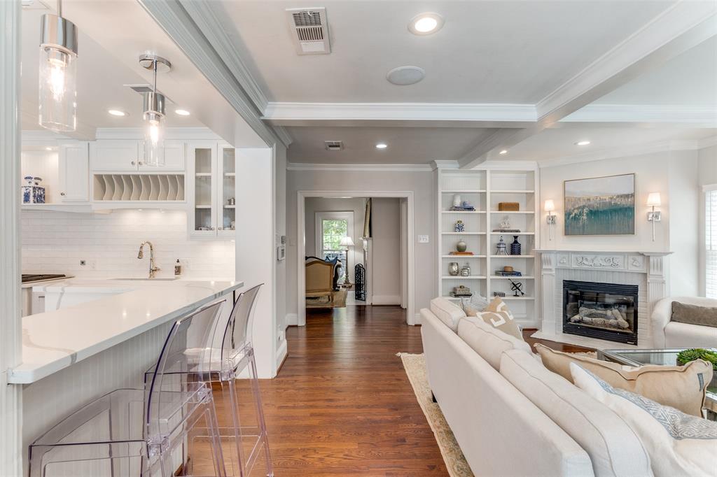 HIGHLAND PARK 4TH INST - Residential