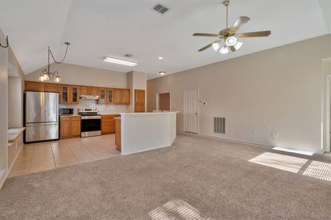 Photo of 1045 Sweet Grass Trail, Flower Mound, TX 75028 (MLS # 21095902) Photo of 1045 Sweet Grass Trail, Flower Mound, TX 75028 (MLS # 21095902)