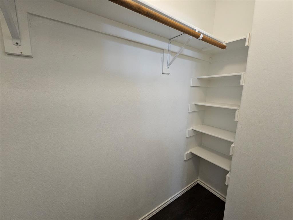 Brook Meadows 01 - Residential Lease