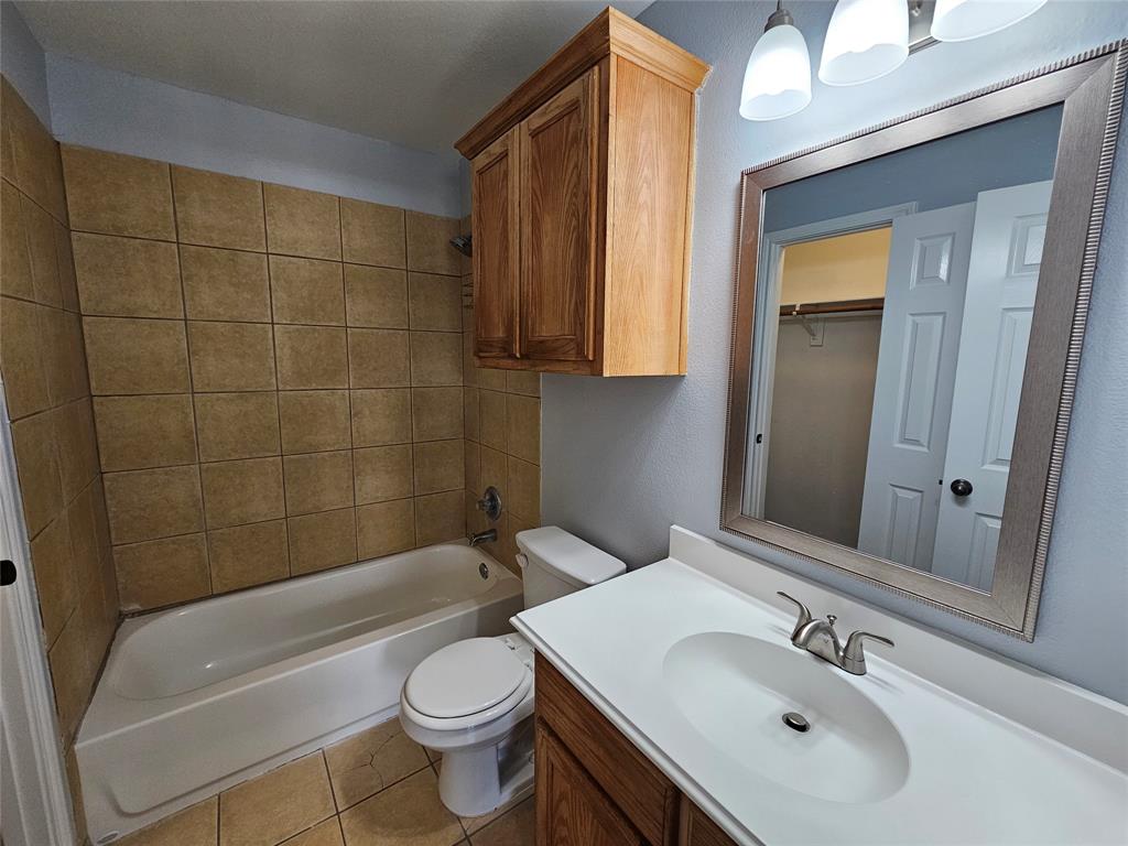 Brook Meadows 01 - Residential Lease