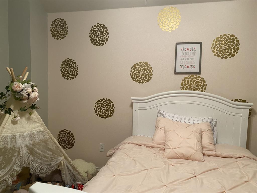 10975 La Grange Drive