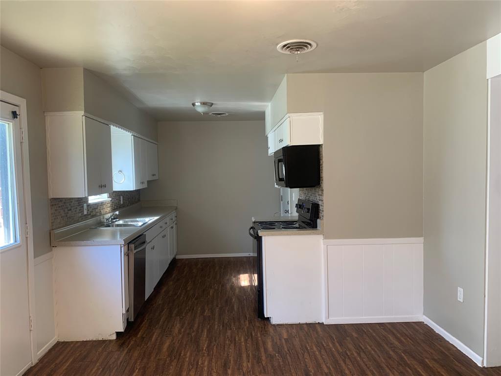 Crestview Addition-Bedford - Residential Lease