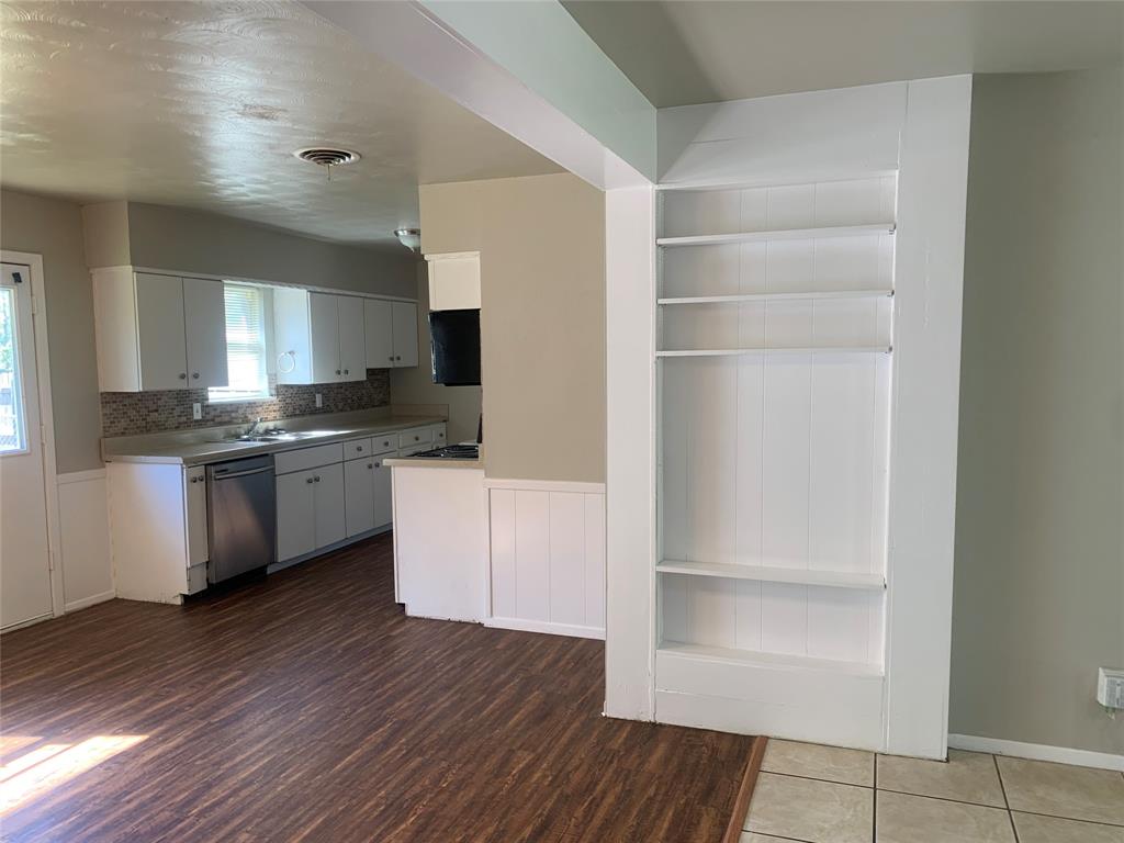 Crestview Addition-Bedford - Residential Lease