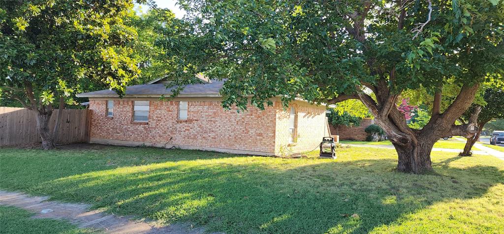 6036 Lindy Lane