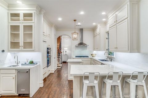 Tiny photo for 4333 Glenwick Lane, University Park, TX 75205 (MLS # 21043536)