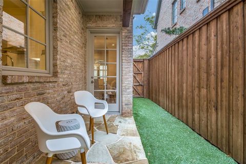 Tiny photo for 4333 Glenwick Lane, University Park, TX 75205 (MLS # 21043536)