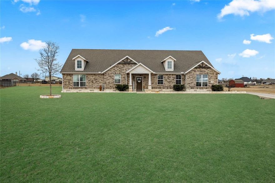 Welcome home and step into 308 Olde Knoll. The open floor plan seamlessly connects the kitchen, dining, and living areas, creating an ideal space for everyday living and entertaining. This well-designed 3-bedroom, 2-bath home with a flexible office or bonus space offers both comfort and functionality. A split-bedroom layout provides added privacy, with the primary suite thoughtfully separated from the secondary bedrooms. The spacious primary bedroom features an en suite, spa-like bathroom designed for relaxation. Situated on a full one-acre lot, the property offers plenty of room for a metal building or workshop. Located in the charming town of Rio Vista, Texas, residents enjoy small-town charm along with a new elementary school, athletic programs, and community amenities. No city limits taxes. Seller offering competitive buyer incentives, including closing cost assistance and or rate buy down options available.