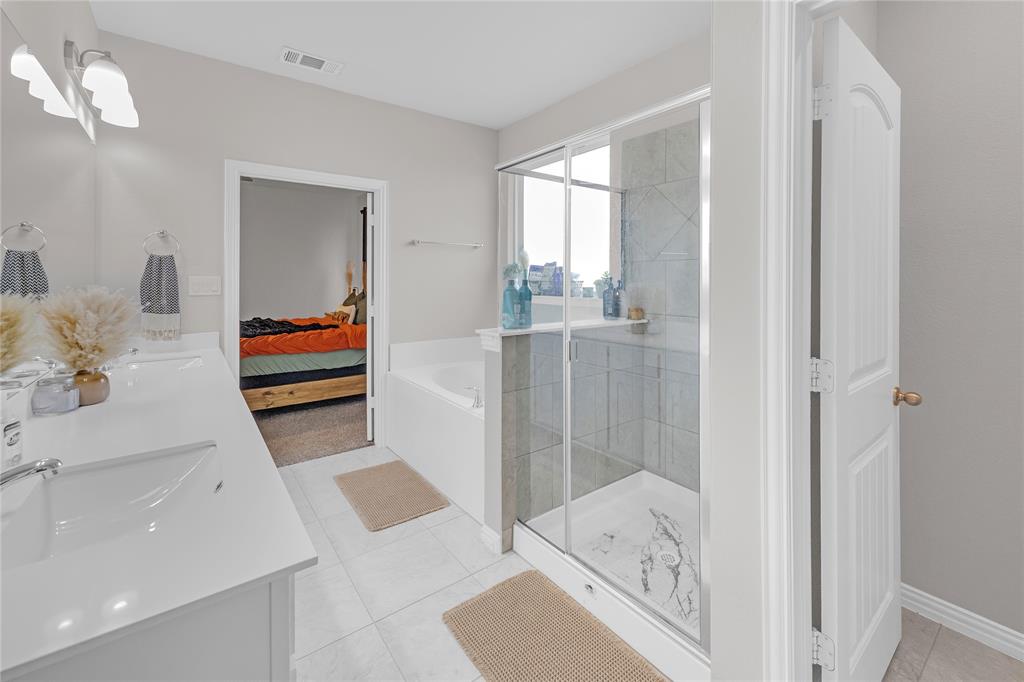 Olde Knoll - Residential