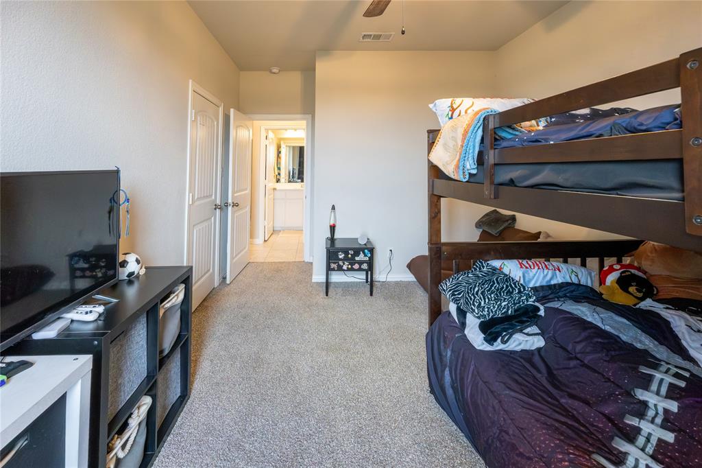 Olde Knoll - Residential