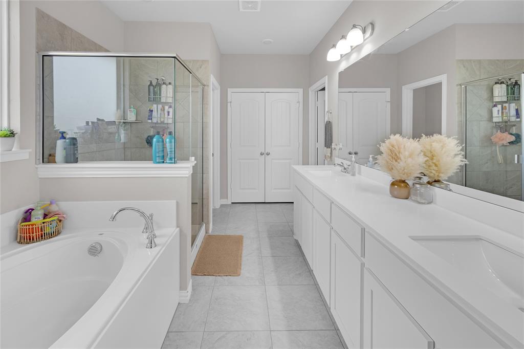 Olde Knoll - Residential