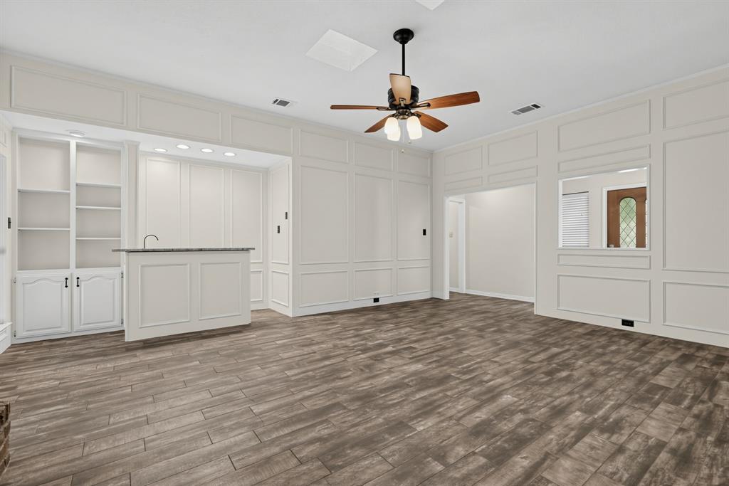 2120 Springwood