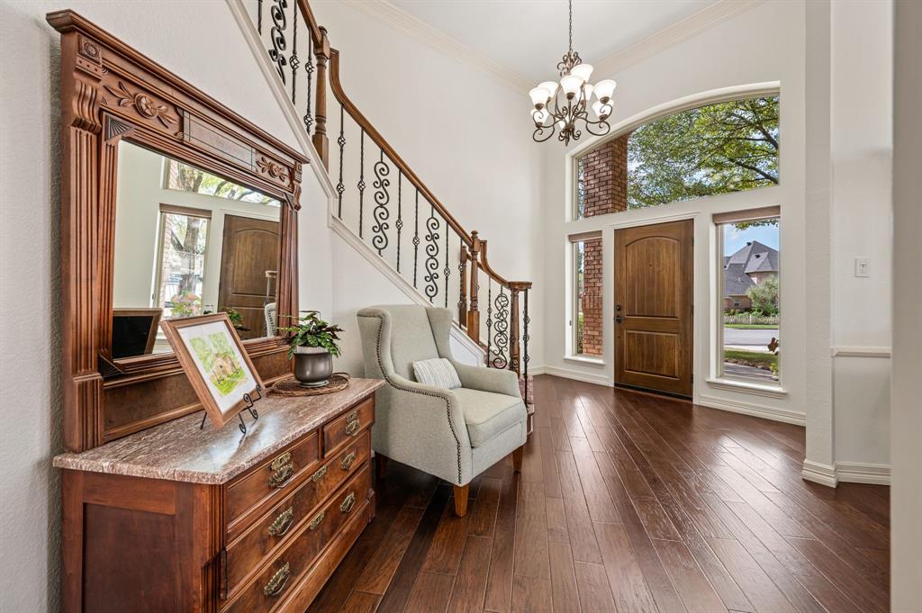 2736 Woodbridge Drive