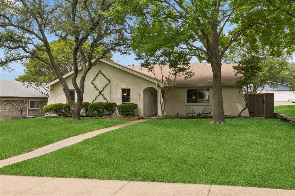 10831 Hayfield Drive