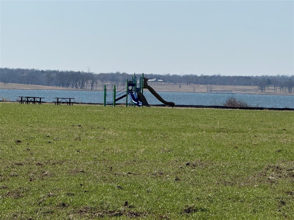 The Peninsula - Land