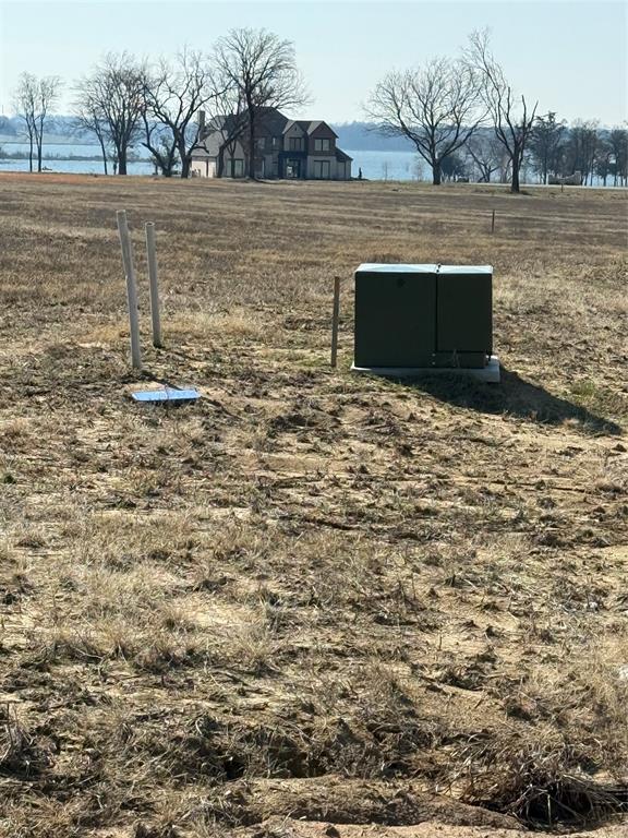 The Peninsula - Land