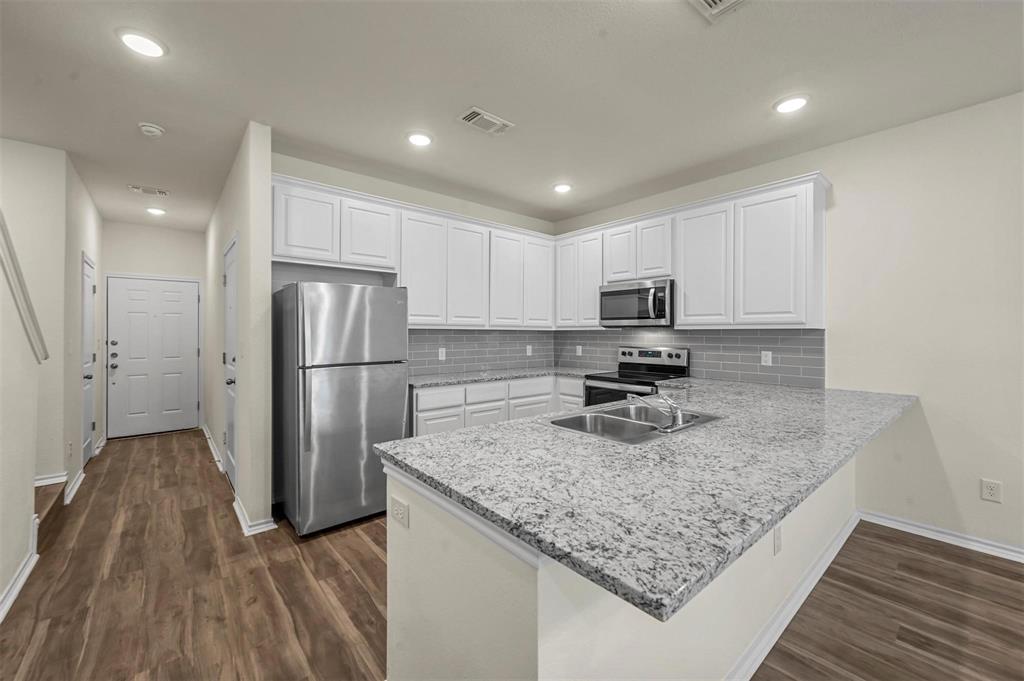 JP Simpson - Residential Lease