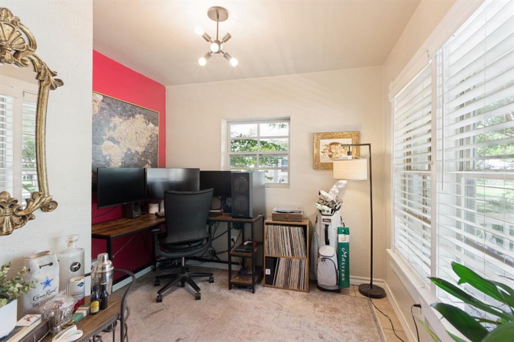 Crestwood - Residential