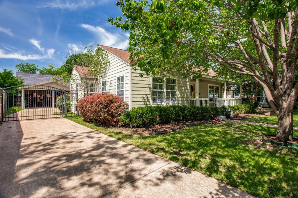 Crestwood - Residential