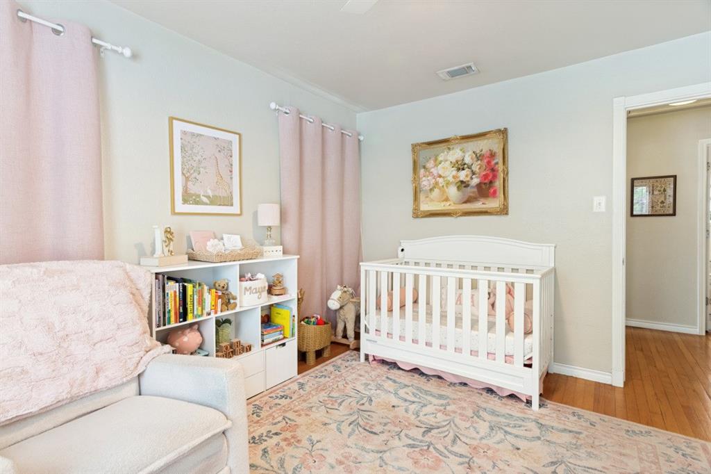 Crestwood - Residential