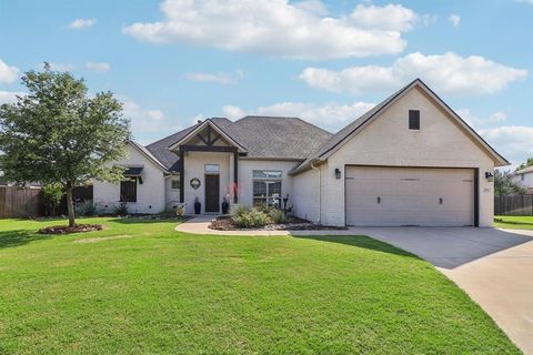 114 Piper Parkway Waxahachie TX 75165