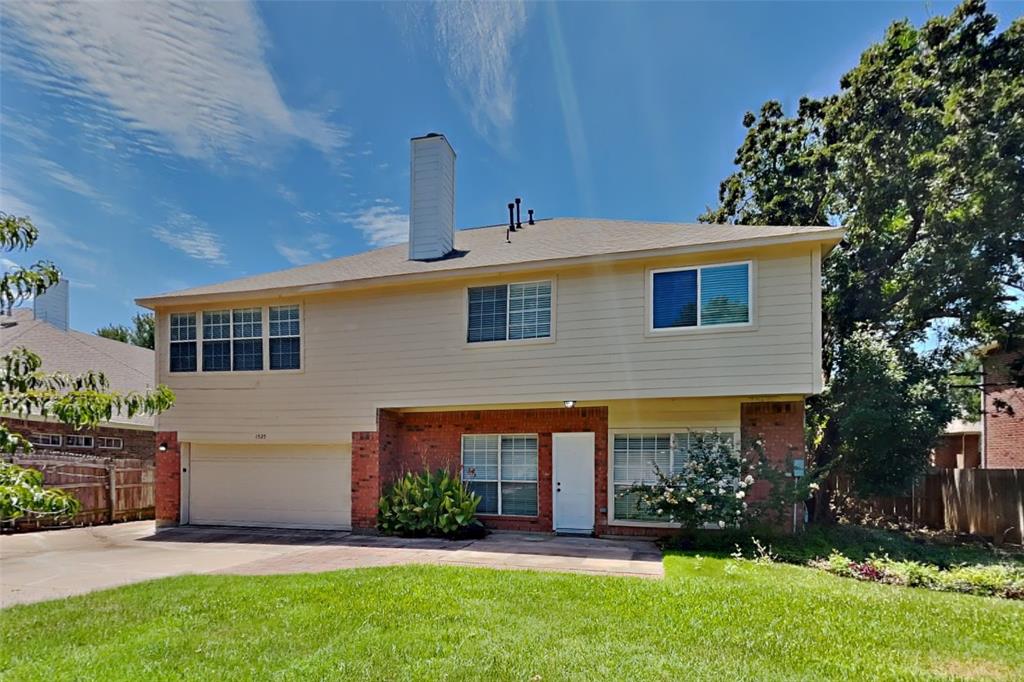 Lakes Of Highland Oaks The - Residential Lease