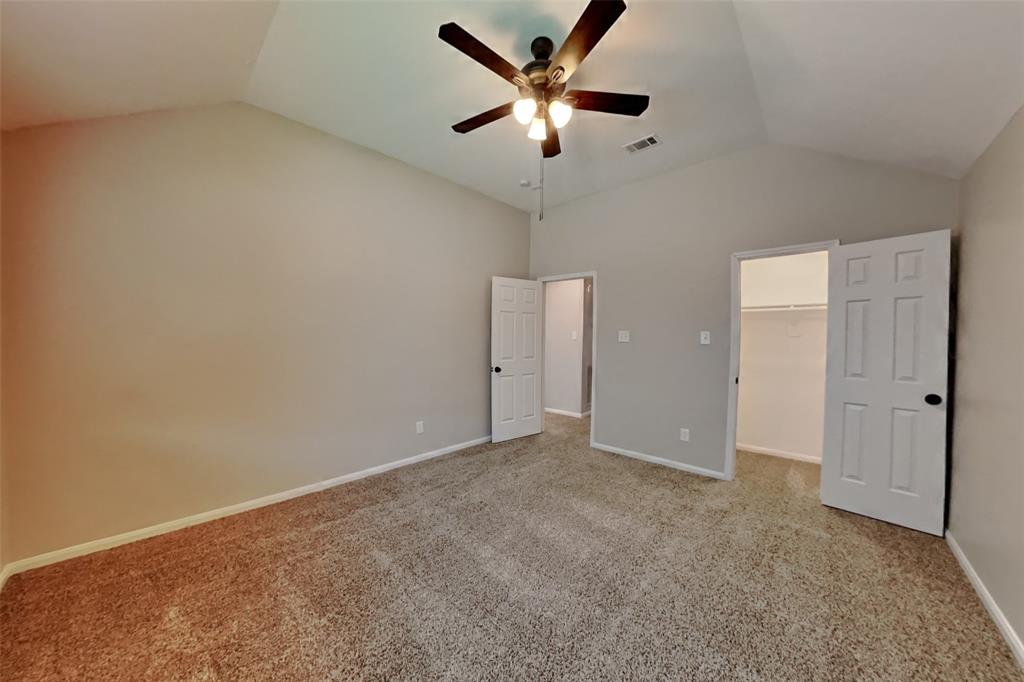 Lakes Of Highland Oaks The - Residential Lease