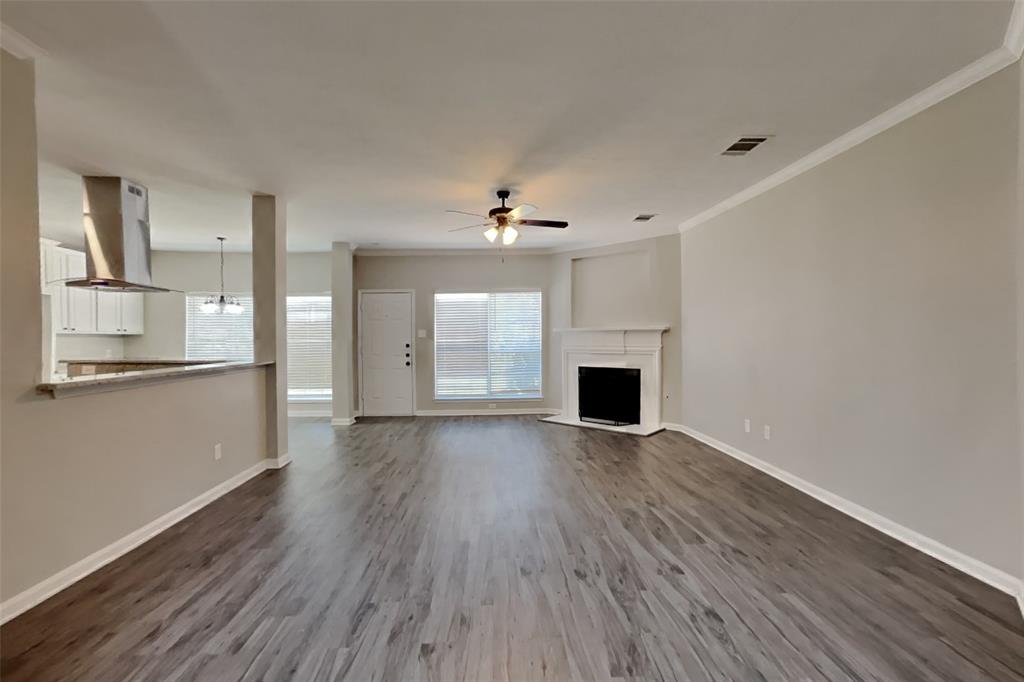 Lakes Of Highland Oaks The - Residential Lease