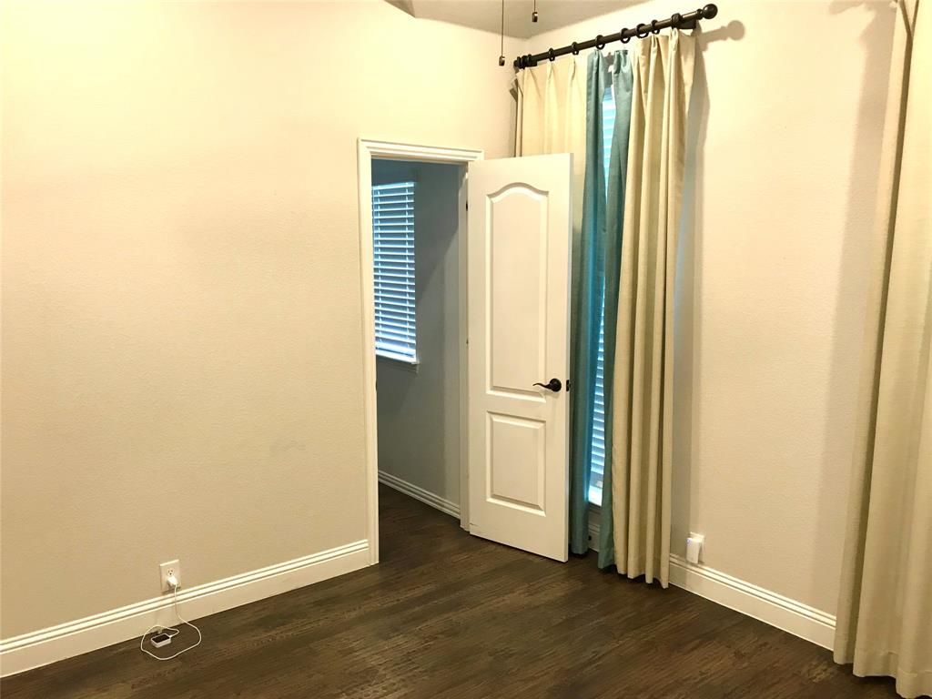 Photo of 3113 Coral Ridge Court, Mesquite, TX 75181 (MLS # 21079907)