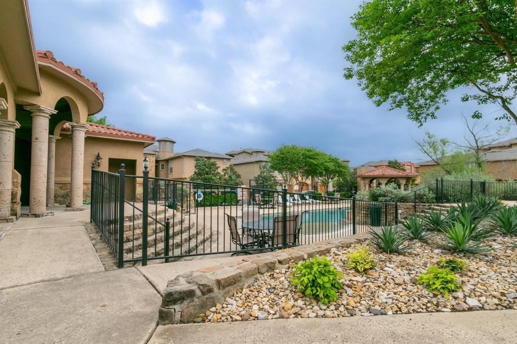 2665 Venice Drive 4