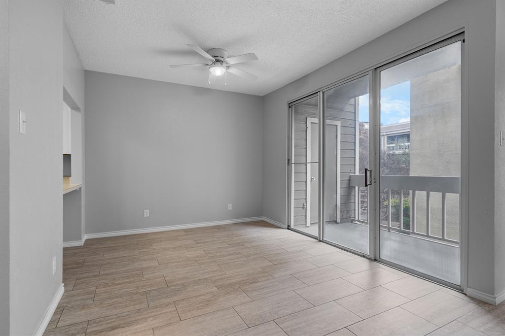 Keller Spgs Condos - Residential