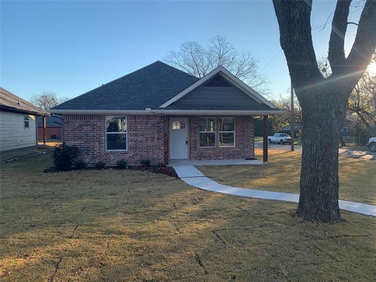 303 N COLBERT AVE, SHERMAN, TX 75090 - Image f4c5fb00e278ac1c93bb51f2f4fcb935/885648534